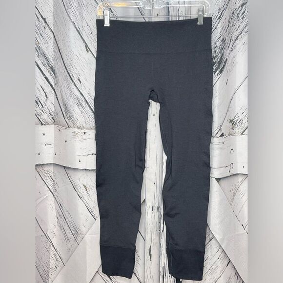 Lululemon Ebb and Flow Leggings Charcoal 8 - Picture 1 of 7